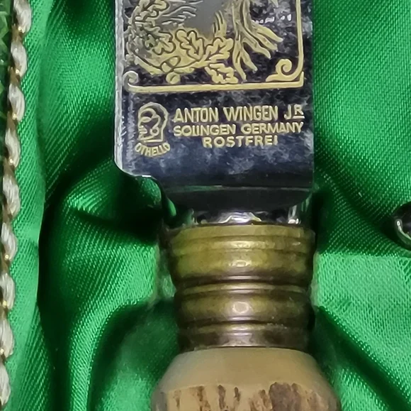 Elegant Carving Set with Wooden Handles - Picture 8 of 11